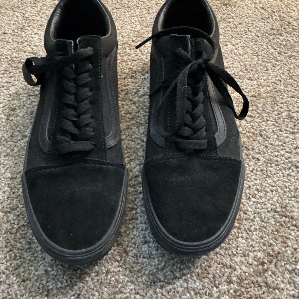 Women’s Black “Old Skool” Platform Sneakers